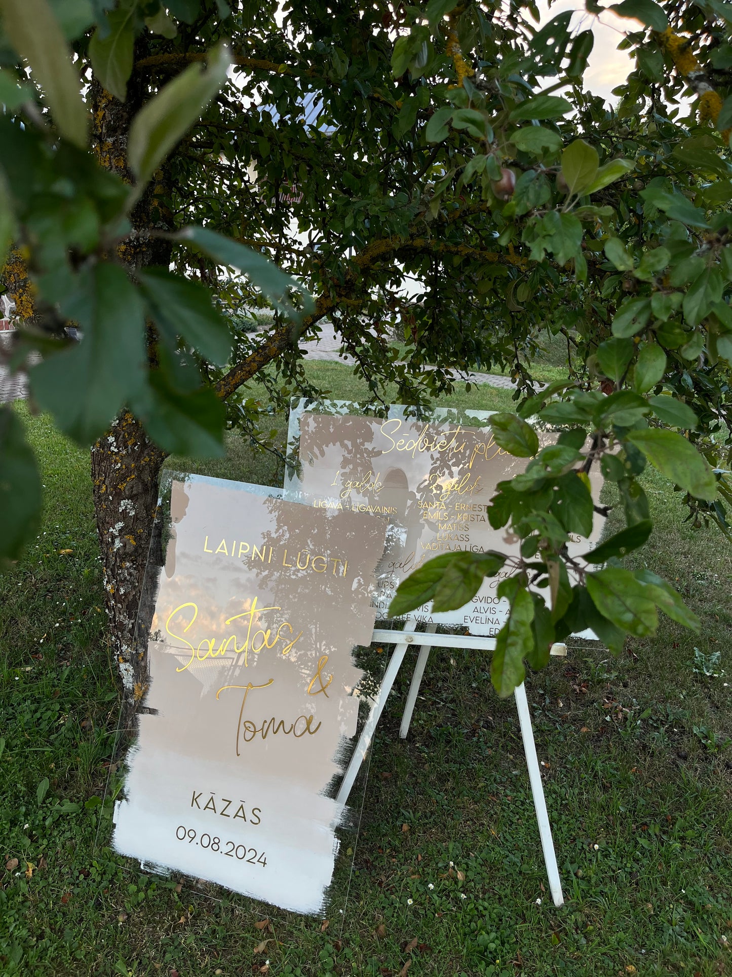 Personalizēta kāzu plāksne ar ombre fonu