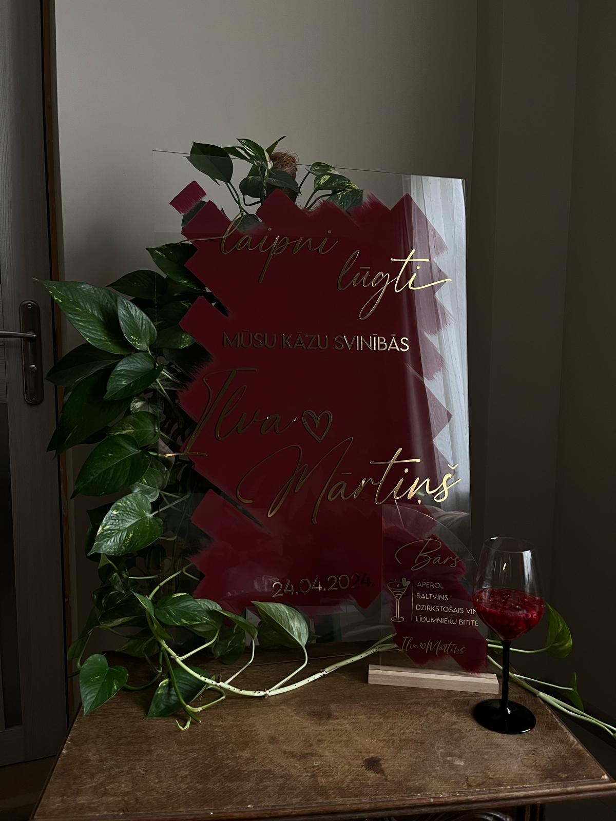 Personalizēta kāzu plāksne ar fonu