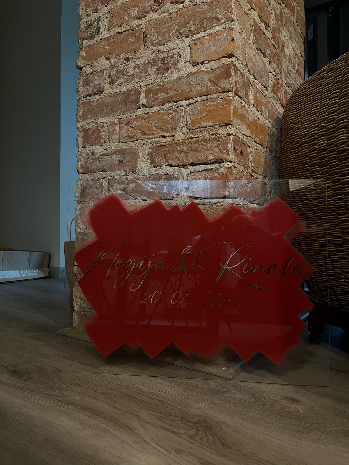 Personalizēta kāzu plāksne ar fonu