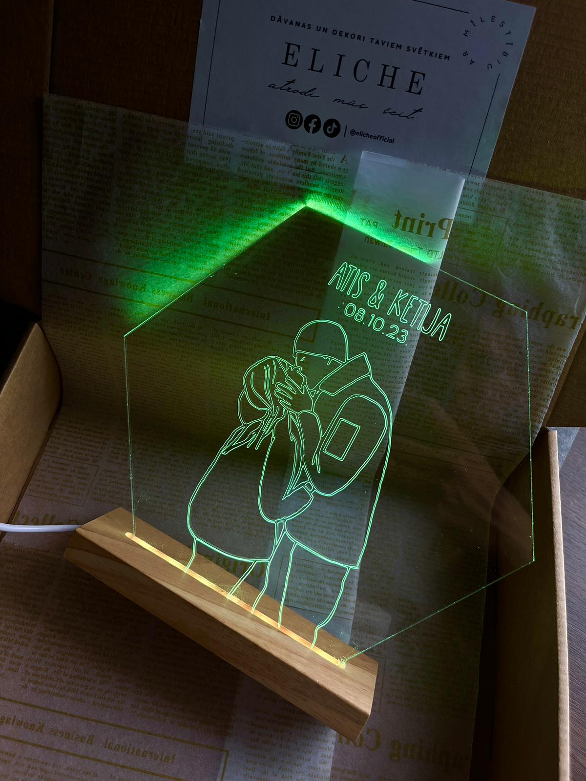 Personalizēta LED naktslampa no foto