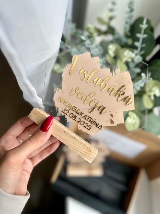 Personalizēta dāvana vedējai