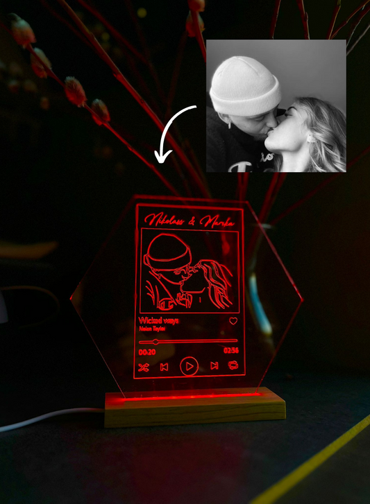 Personalizēta LED naktslampa no foto