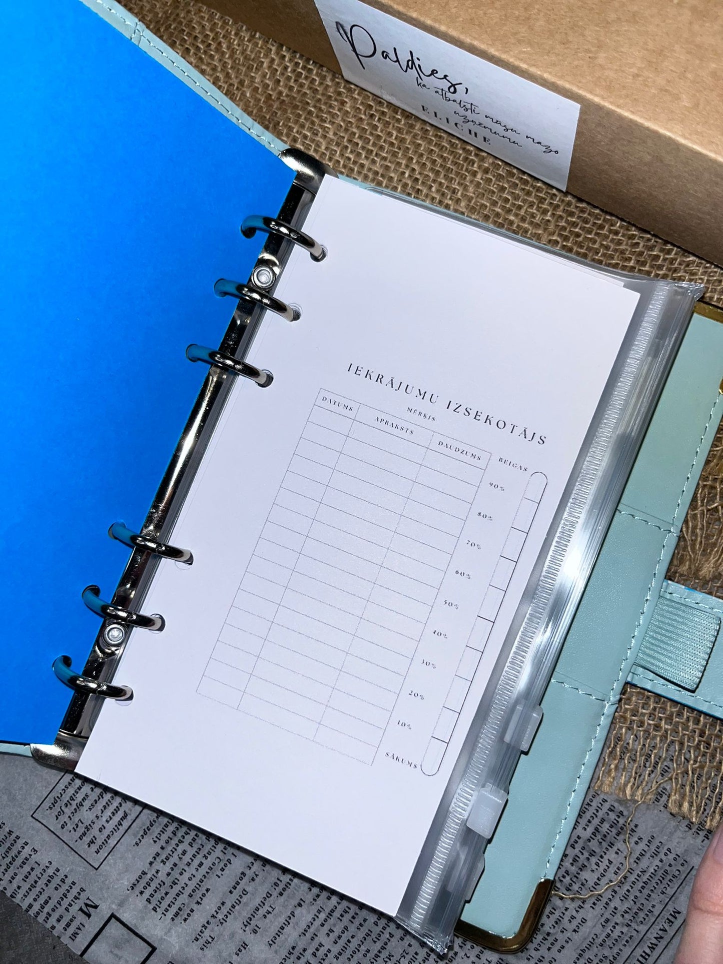 LUX zils personalizēts finanšu planotājs