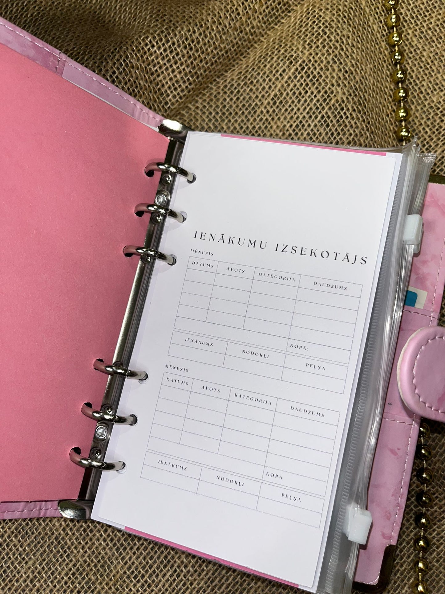 Rozā marmora personalizēts finanšu planotājs