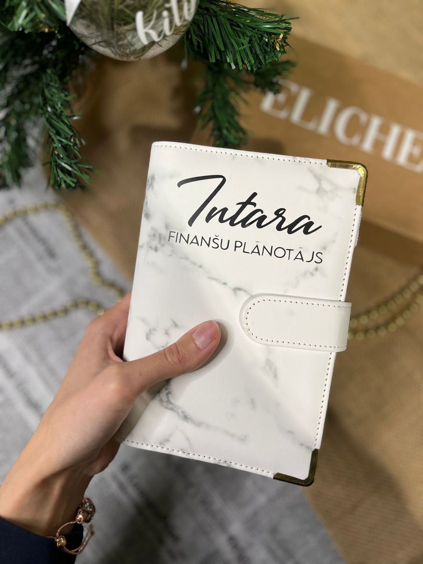 Balts marmora personalizēts finanšu planotājs