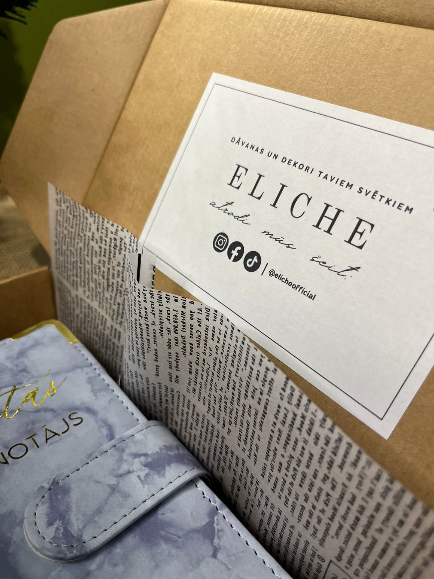 Pasteļviolēts marmora personalizēts finanšu planotājs