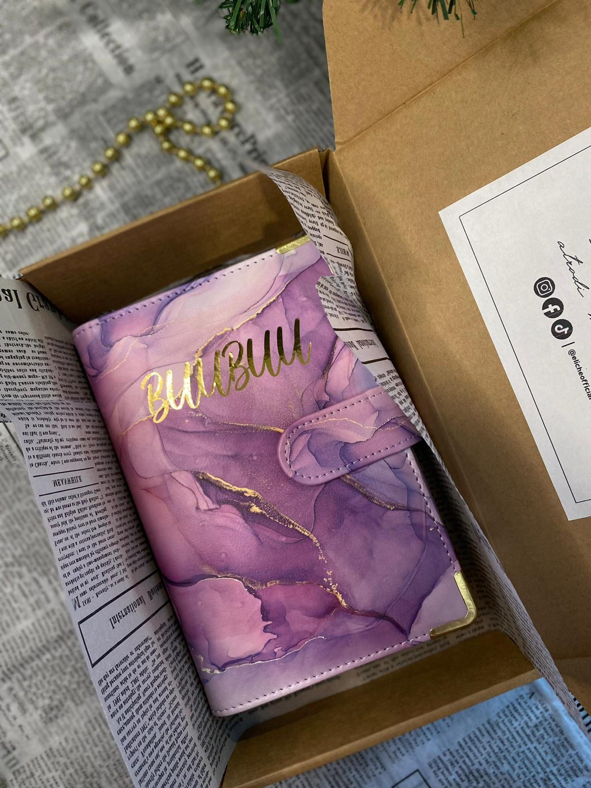 LUX violēts personalizēts finanšu planotājs
