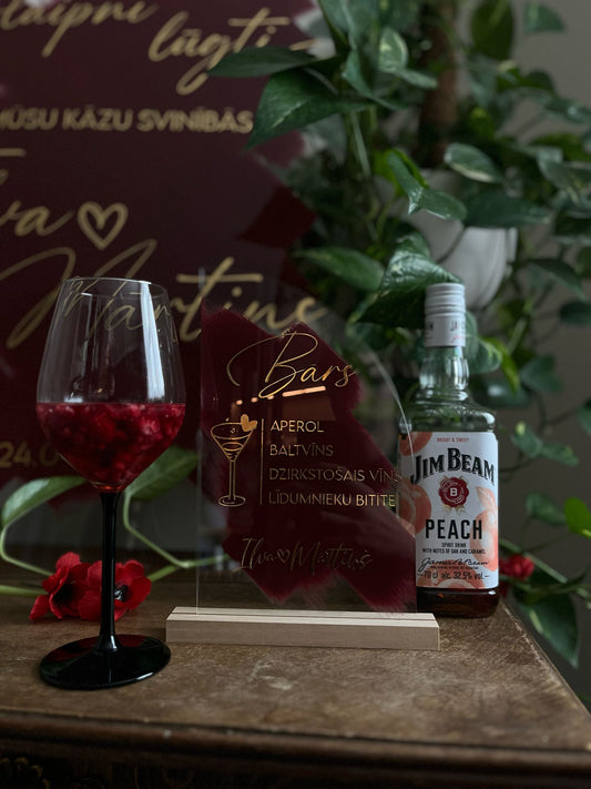 PERSONALIZĒTA kāzu bāra karte pusarkas formā